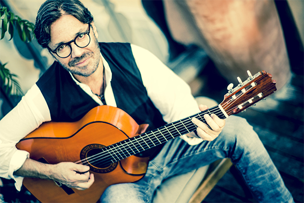 AL DI MEOLA The Flying Monkey